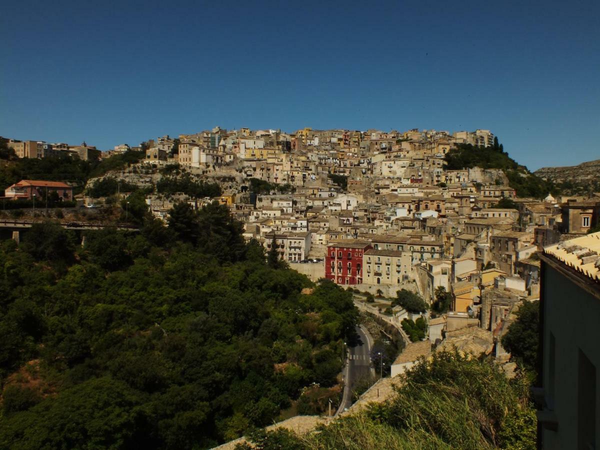 Balate Dimora In Centro Hotel Ragusa Buitenkant foto